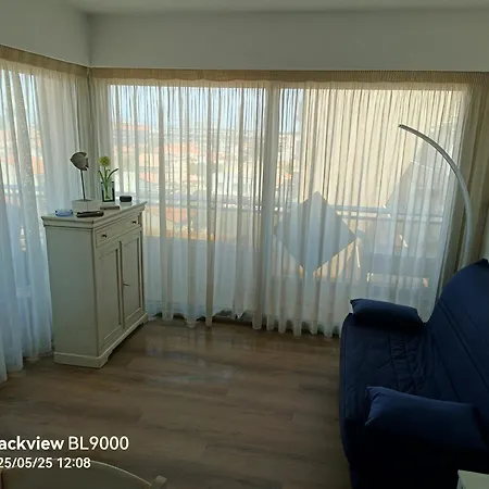 T2 Vue Laterale 1 Ligne Clim Apartment
